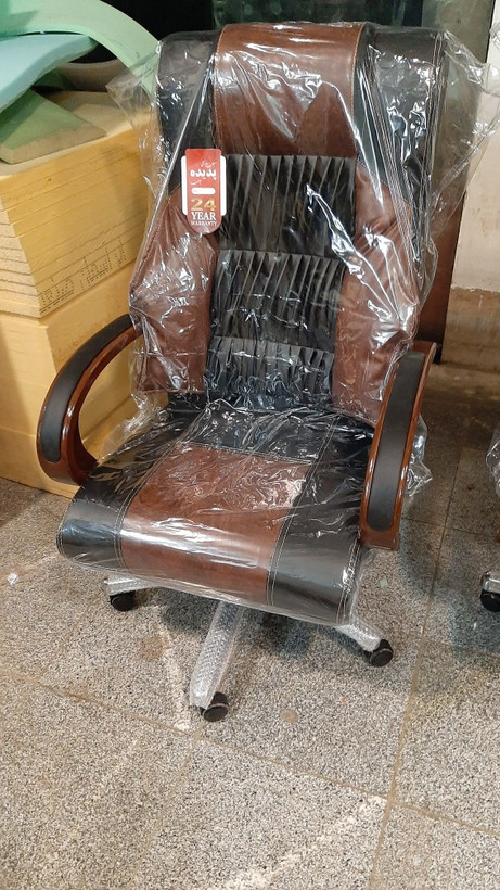 صندلی اداری مدل چروک
